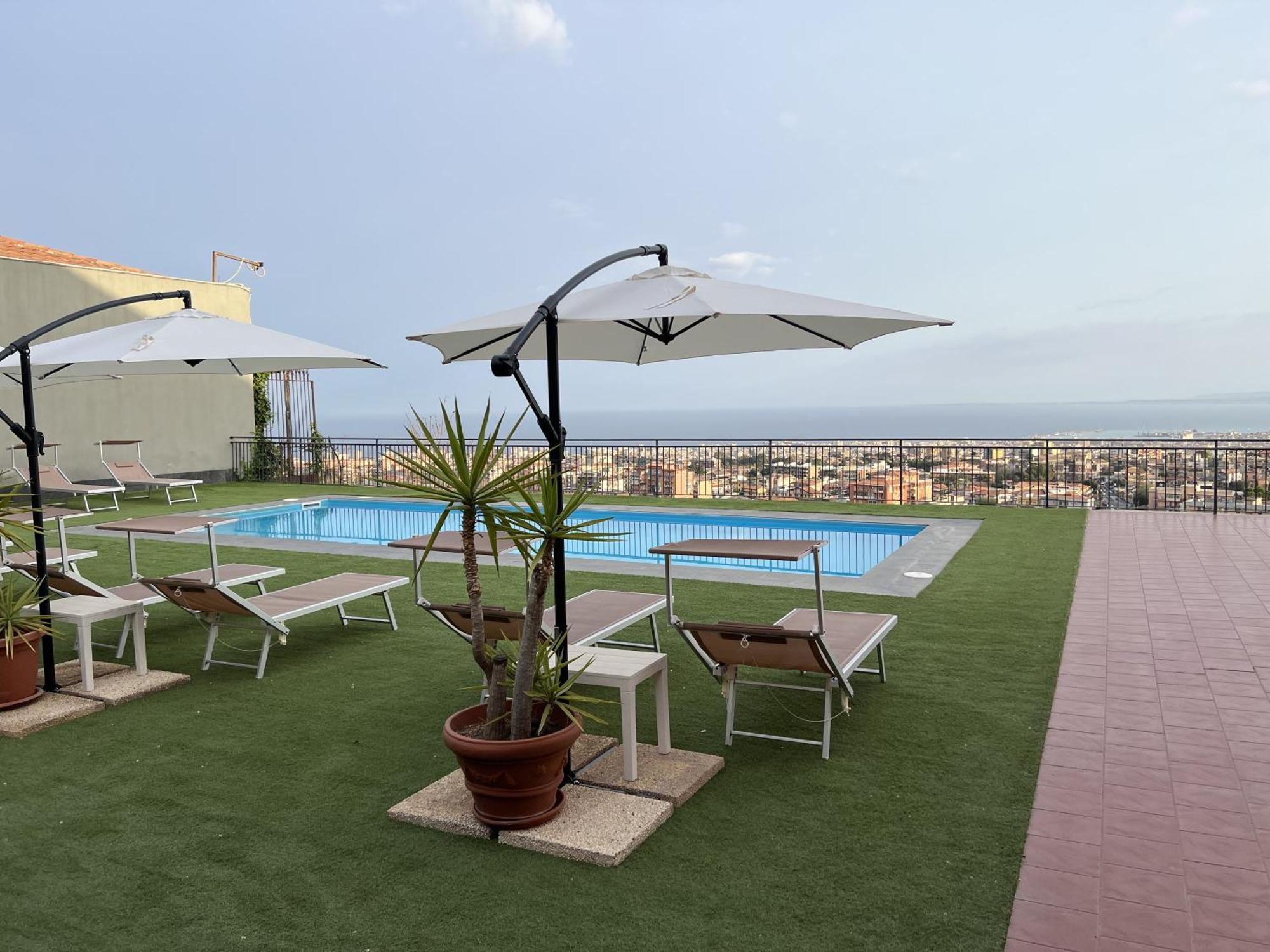 Villa Leucatia Sant'Agata Li Battiati Exterior foto